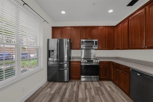 Building Photo - 740 Ashworth Overlook Dr