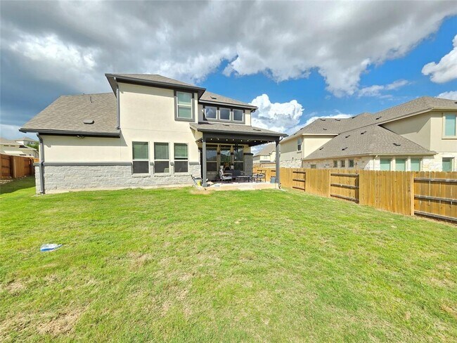 Building Photo - 124 Mission Oaks Dr