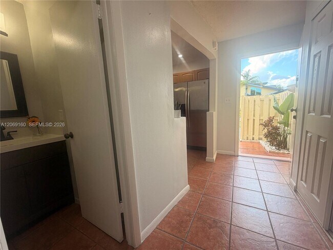 Building Photo - 8380 SW 154th Ave