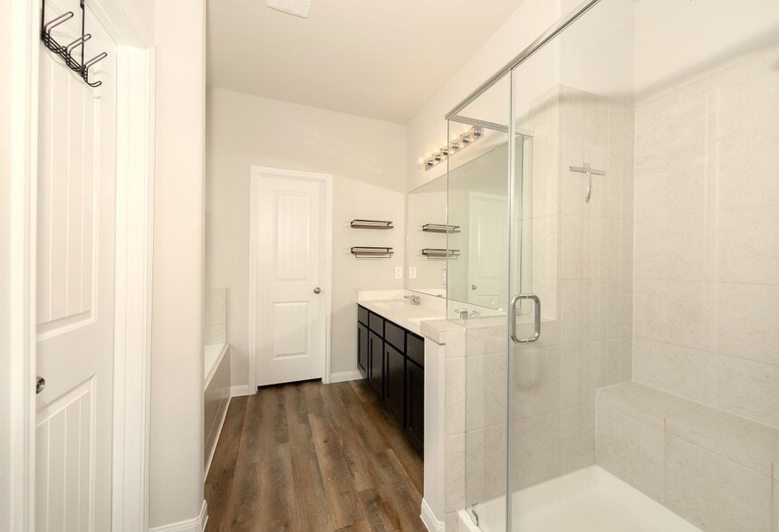 Building Photo - 5759 Cerrillos Dr