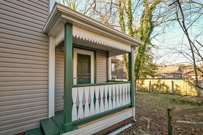 Building Photo - 29 N Shafer St