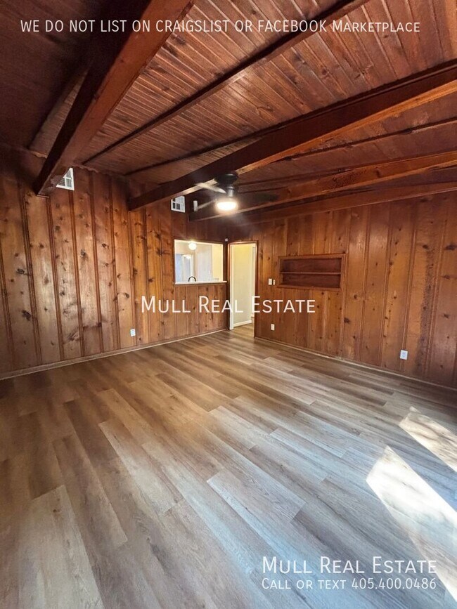 Building Photo - 3116 SW 40th St