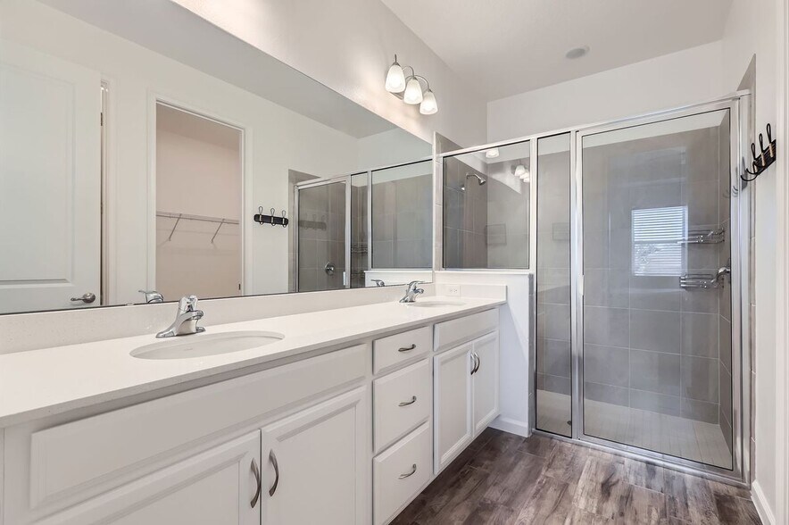 Building Photo - 2372 Sirena Ln