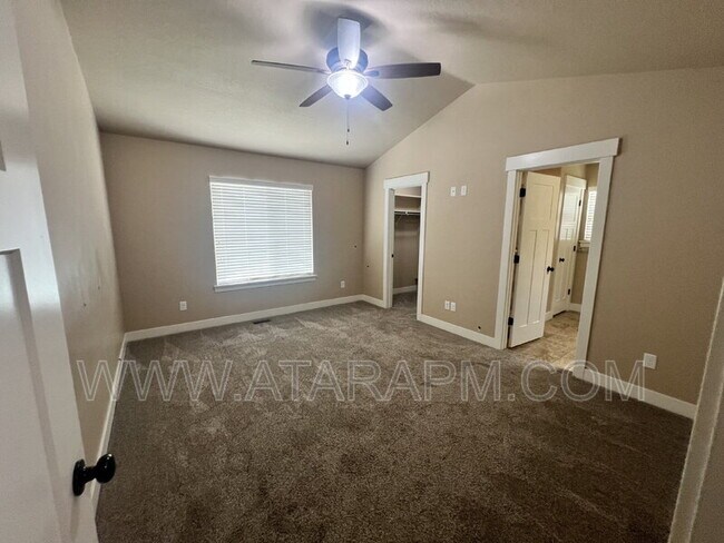 Building Photo - 1529 Lake View Terrace Rd
