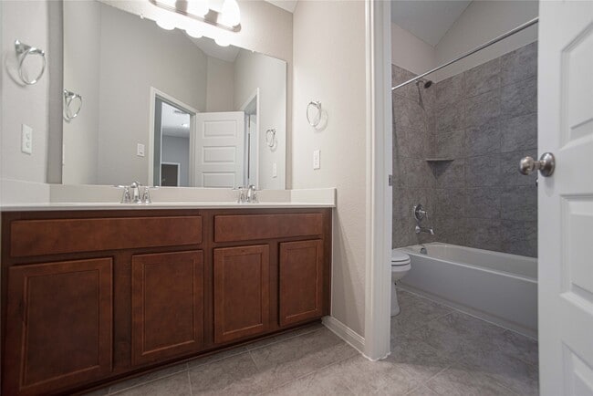 Building Photo - 2224 Gadwall Ct