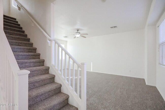 Building Photo - 2030 N 78th Glen