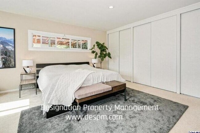 Building Photo - 4385 El Prieto Rd