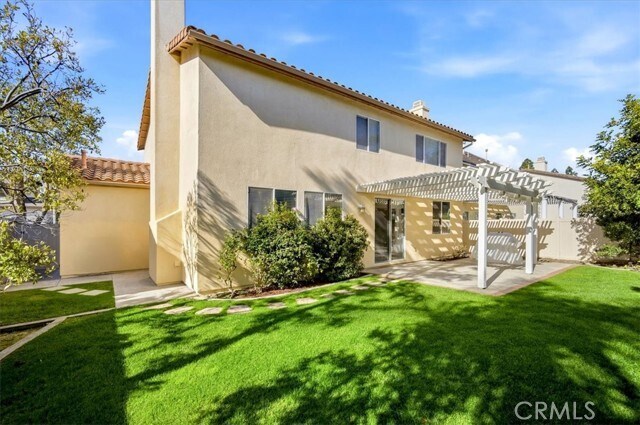 Building Photo - 86 Quail