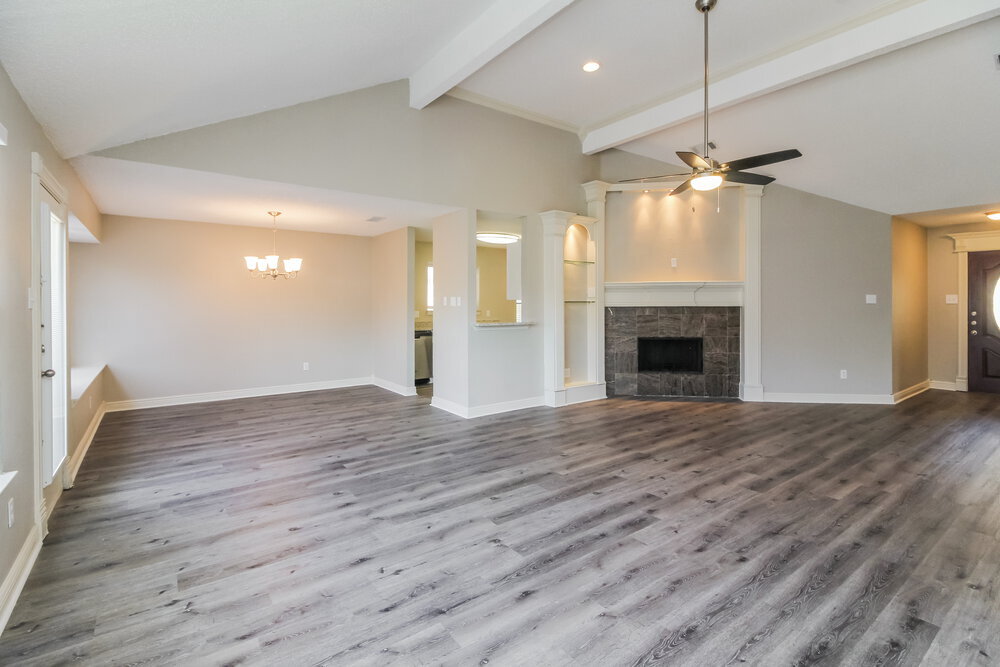 Building Photo - 821 Clement Dr