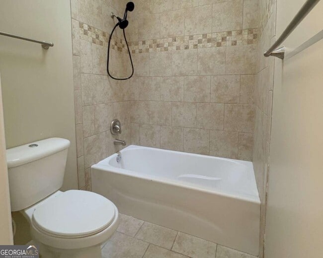 Building Photo - 108 Crestwood Ct