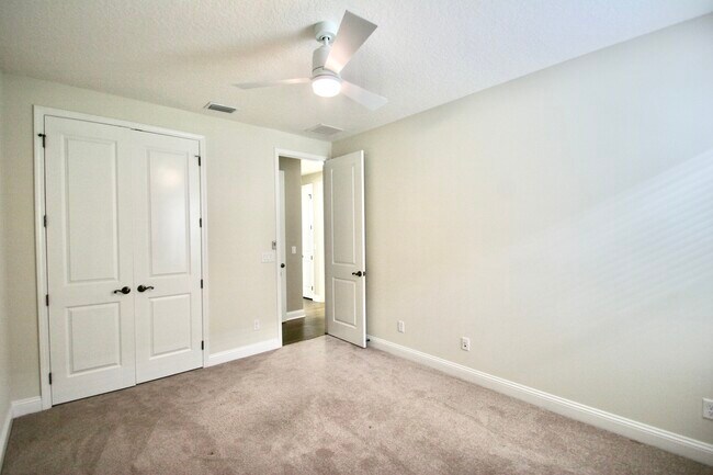 Building Photo - 60 Pienza Ave