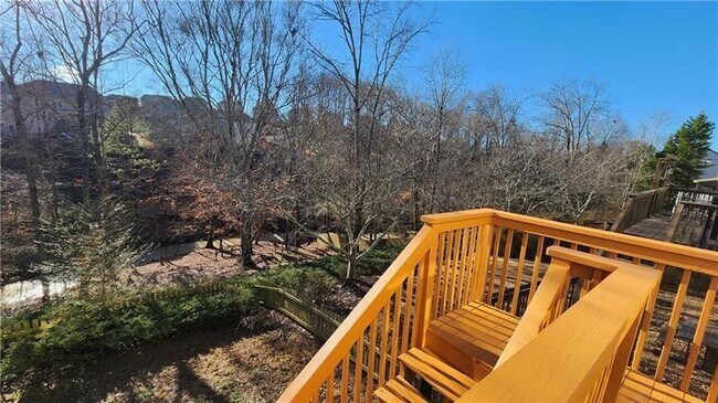 Building Photo - 3330 Ridgefair Dr