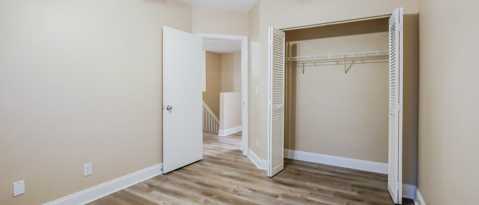 Building Photo - 11165 NW 34th Ct