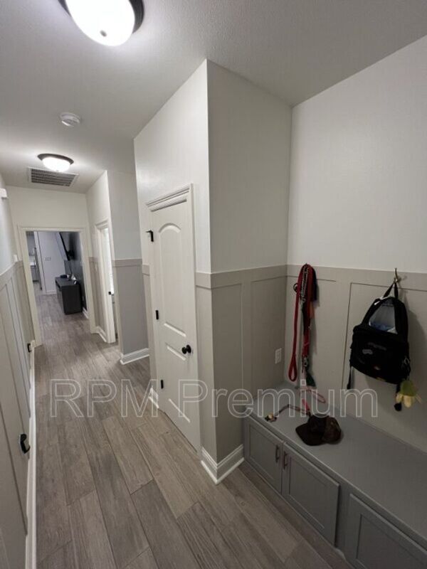 Building Photo - 18945 Corlis Grn Dr