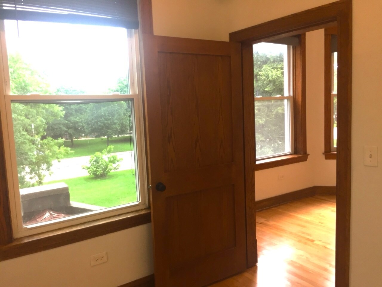 Building Photo - 2318 S Marshall Blvd