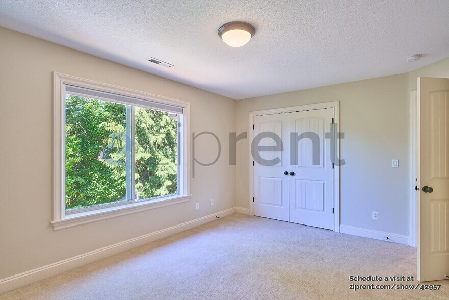 Building Photo - 11379 NW Valros Ln