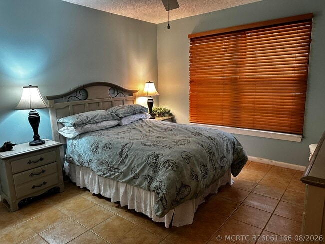 Building Photo - 2543 Bedford Mews Dr