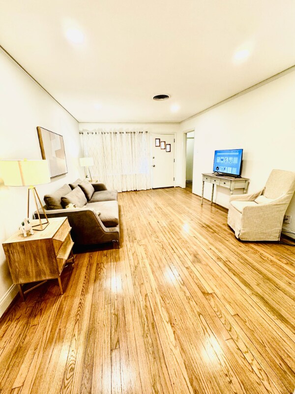 Building Photo - 4017 Osby Dr