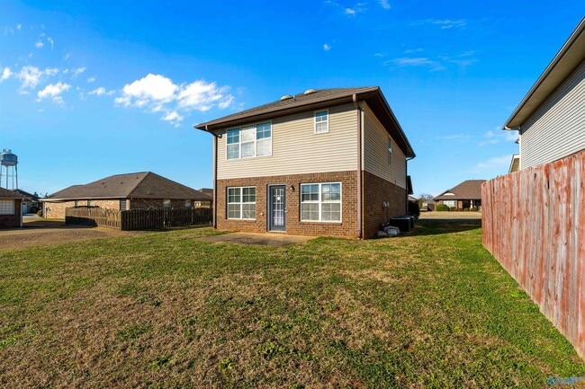 Building Photo - 161 Fields Pond Dr