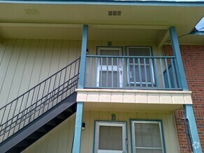 Building Photo - 8246 Ned Ave