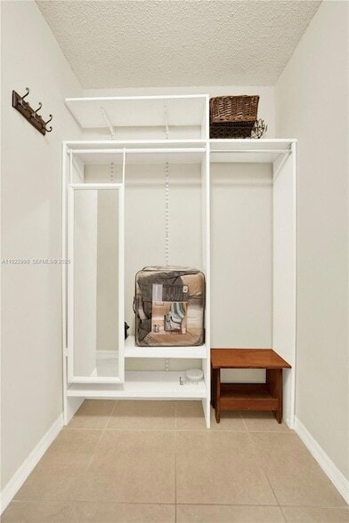 Building Photo - 2239 SE 23rd Ave