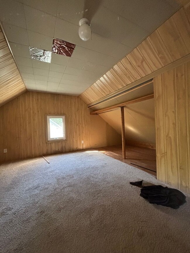 Building Photo - Single Family Home in Bryn Mawr/Harrison - Updated Kitchen + Dishwasher!