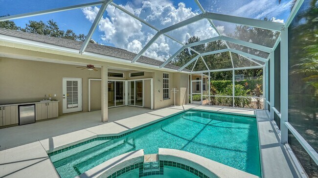 Building Photo - Beautifully updated Family Home by Rivervi...