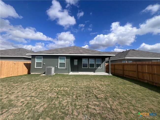 Building Photo - 1644 Layne Lp
