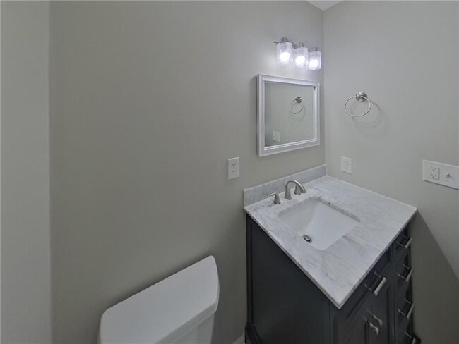 Building Photo - 21313 Independence Ave