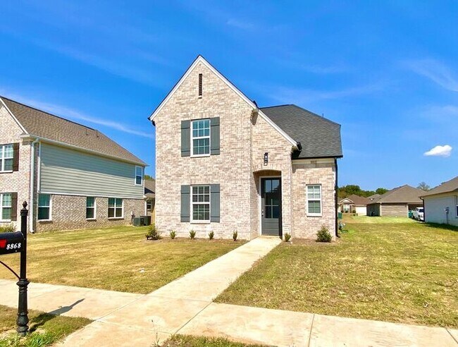Building Photo - Now Leasing in Southaven @ Rasco Farms- 4-Bedroom 2.5 Bath Home-Availalbe Now!