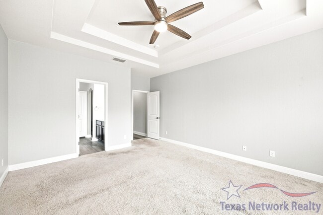 Building Photo - 5730 Mckinney Falls