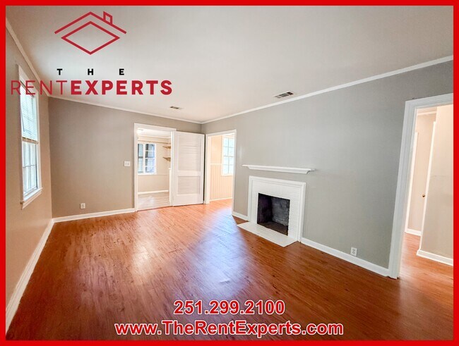 Building Photo - 5005 N Hillwood Cir