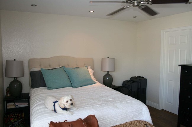 Building Photo - 33 Oxford