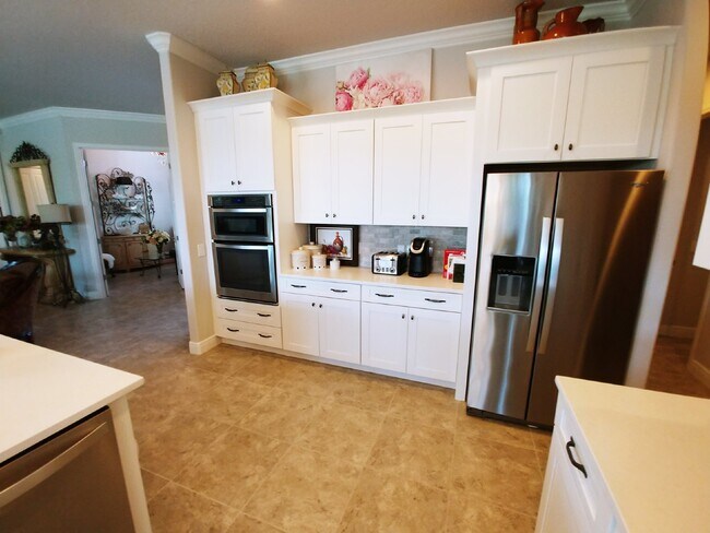 Building Photo - "Spacious 4 Bed, 3.5 Bath Rockledge Rental - Your Dream Home Awaits!"