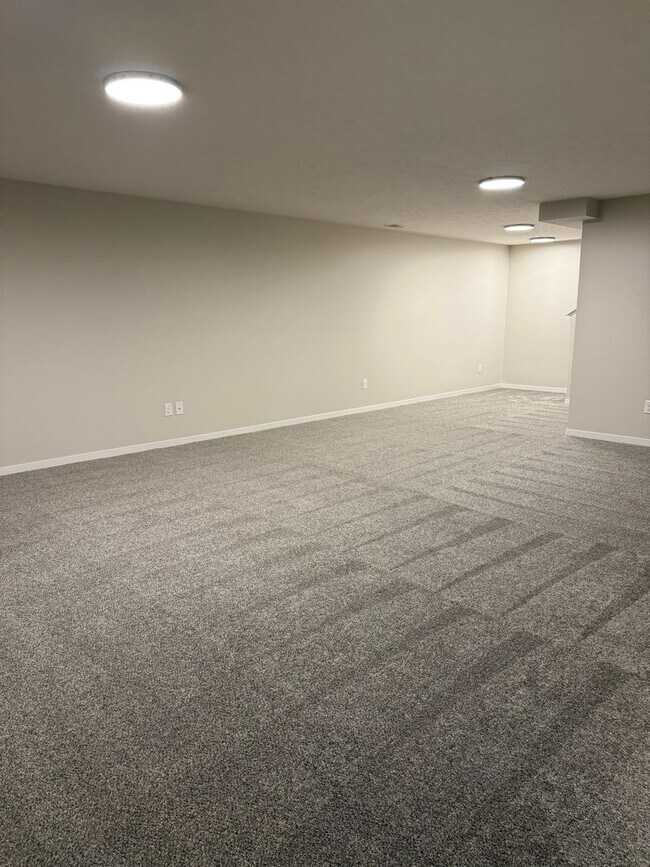 Building Photo - Brand New 3 bedroom/3 bathroom ranch townhome in Waverly