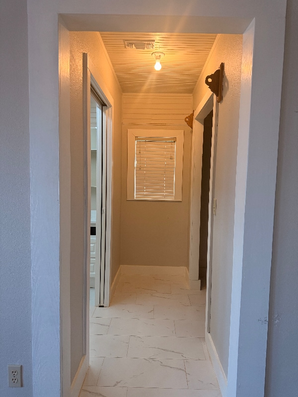 Building Photo - 306 W Wallace St