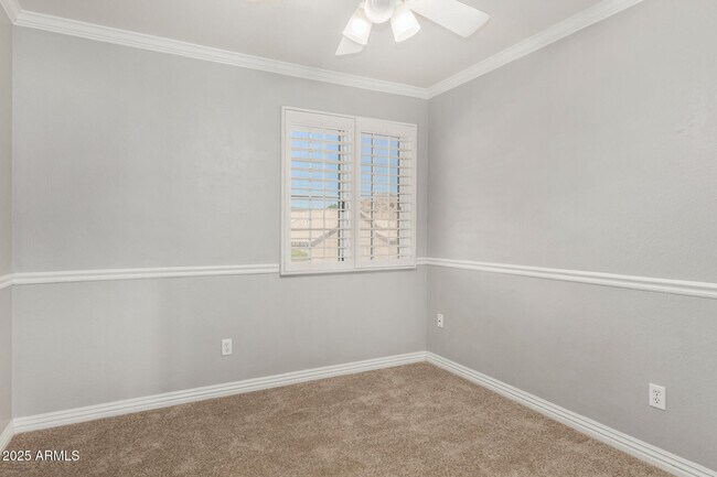 Building Photo - 3013 E Bighorn Ave
