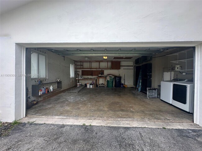 Building Photo - 27850 SW 164th Ct