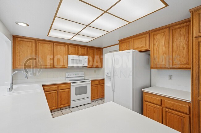 Building Photo - 27 Partridge Dr
