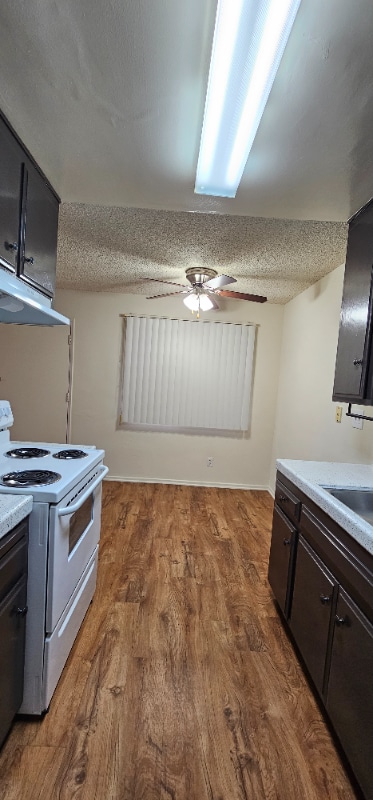 Building Photo - 10635 Colima Rd