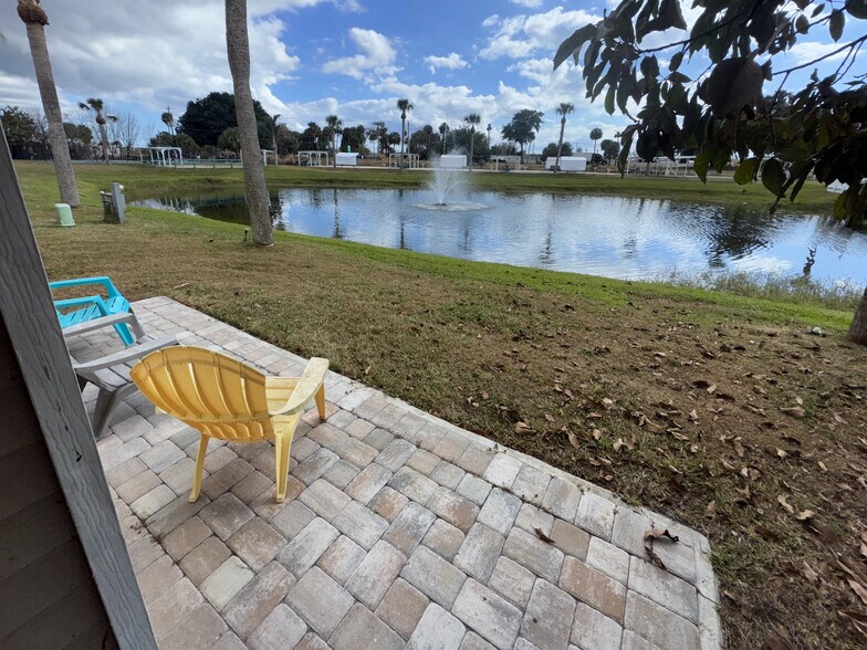 Building Photo - 3202 SE 39th Ave