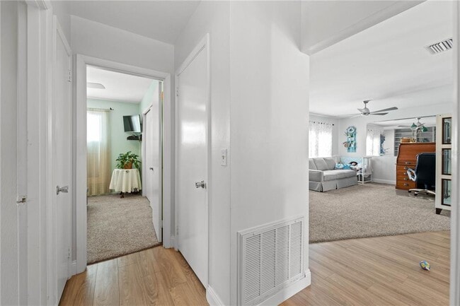 Building Photo - 922 Casey Cove Dr