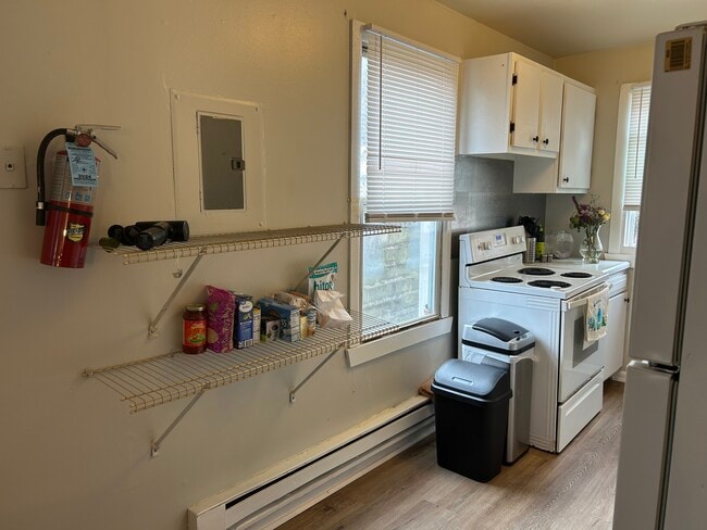 Building Photo - 29 S 7th St