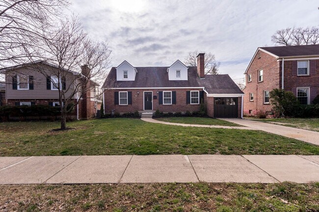 Building Photo - 2664 Kings Hwy