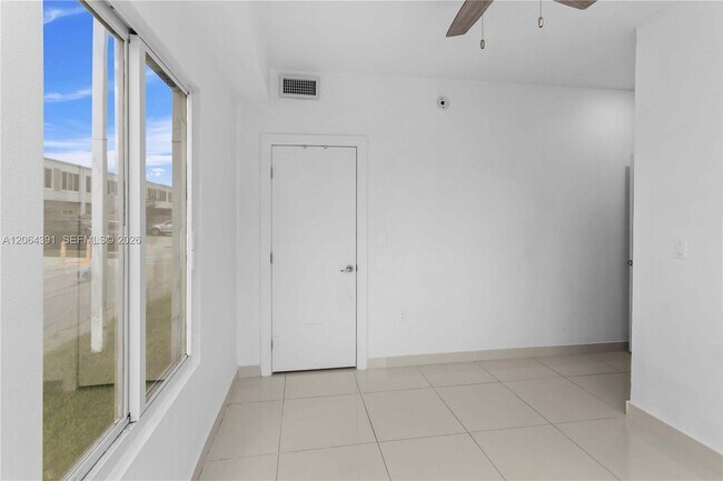 Building Photo - 25948 SW 139th Ct