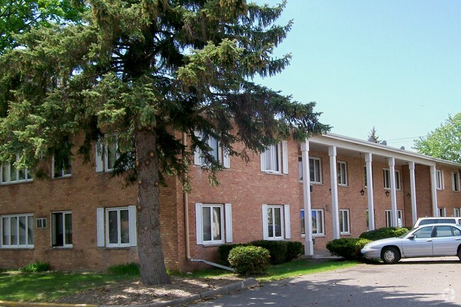 Building Photo - Pendleton Apartments