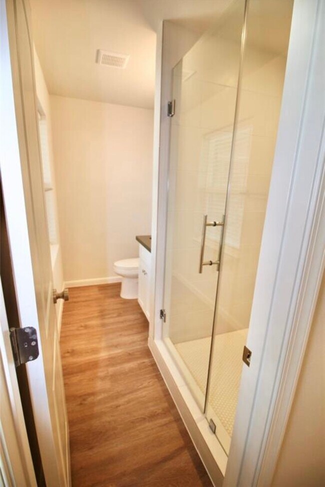 Building Photo - 407 Morningside Dr