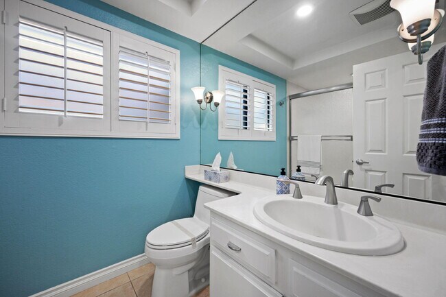 Building Photo - 69 Camino Arroyo N