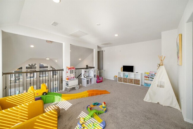 Building Photo - 1811 Smithers Landing Dr