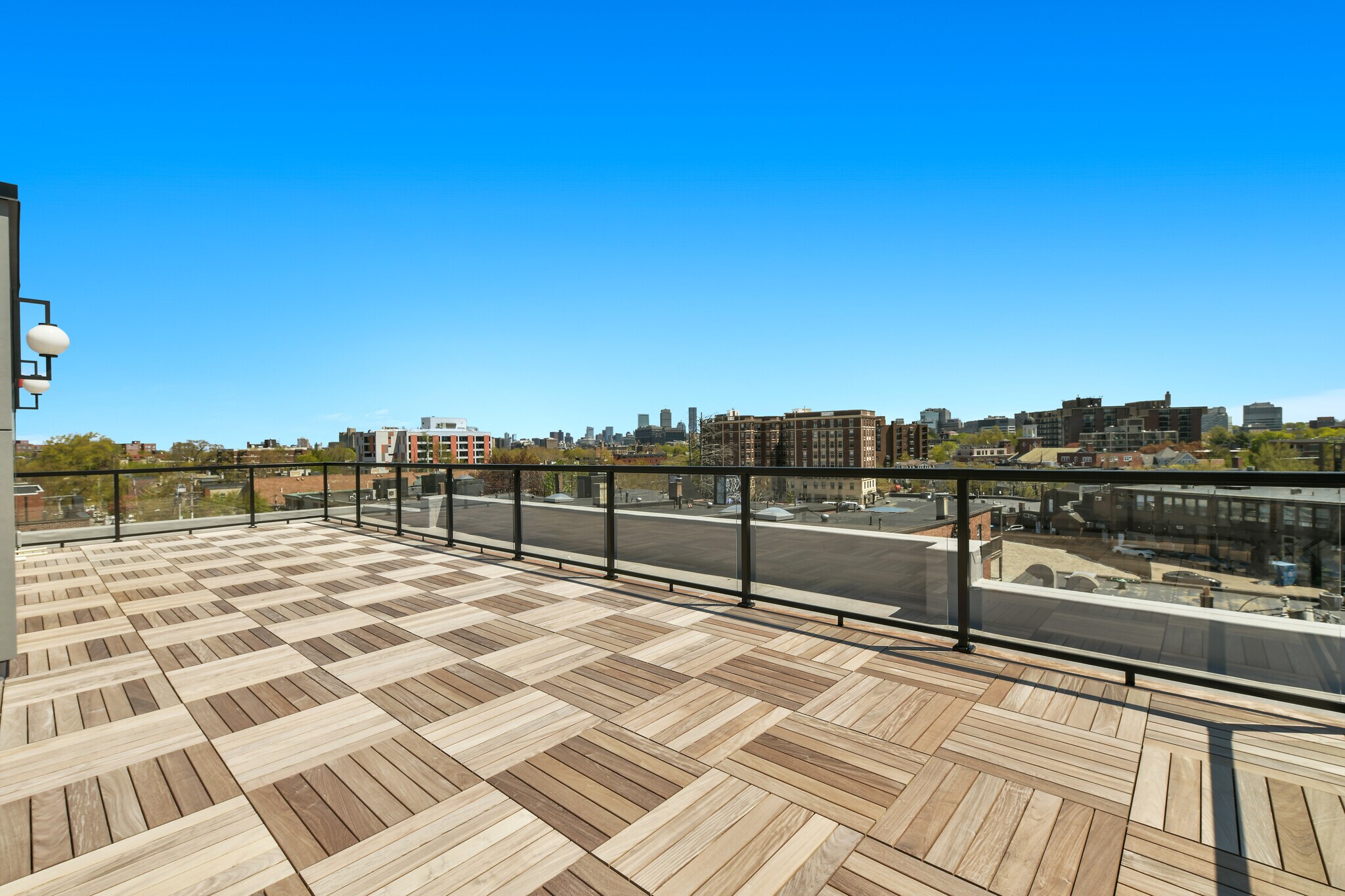 Building Photo - 14 Green St